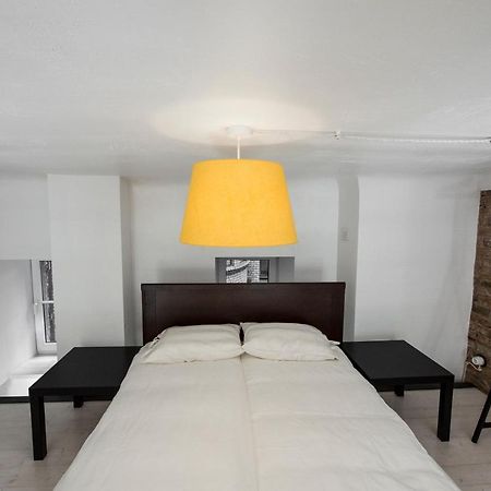 Stylish Studio Apartment In The Heart Of Riga Buitenkant foto